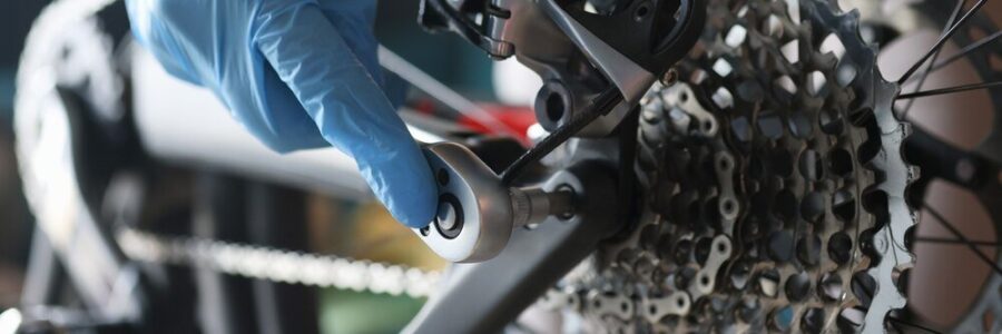 Jak dobrać i wyprostować hak przerzutki Shimano
